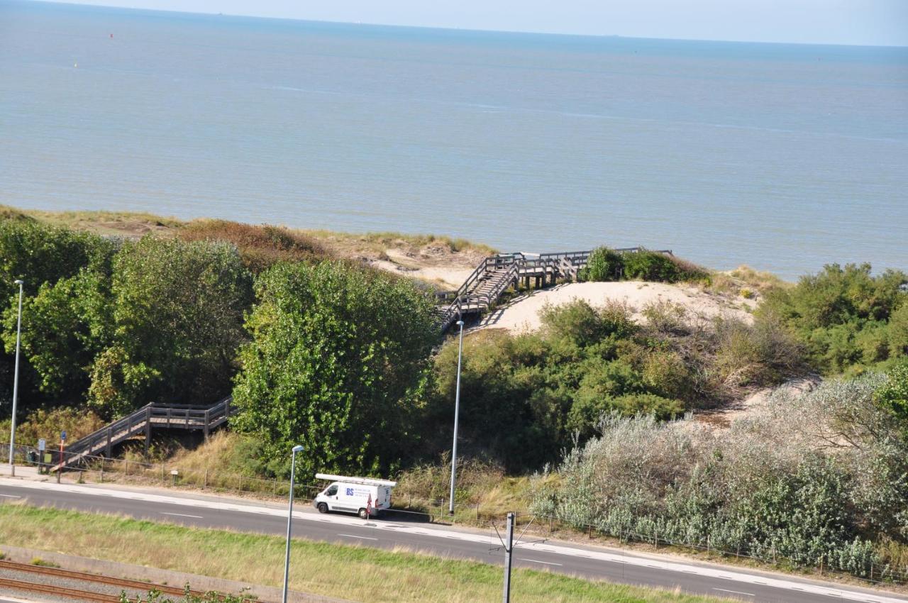 Sea The Sea - Feel The Sea - Touch The Sea Apartamento Bredene Exterior foto